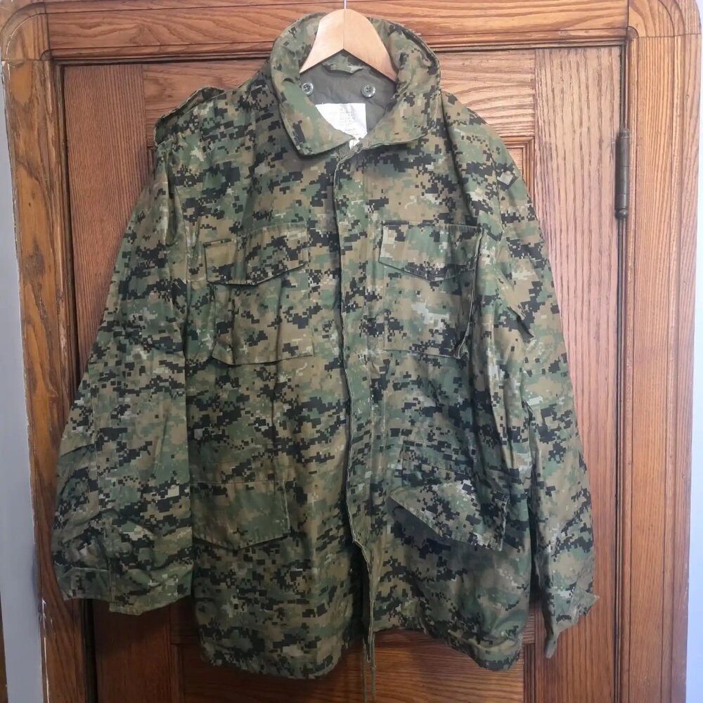 Fox Outdoor Cold Weather M65 Field Coat Medium MARPAT Camouflage USMC MARINES